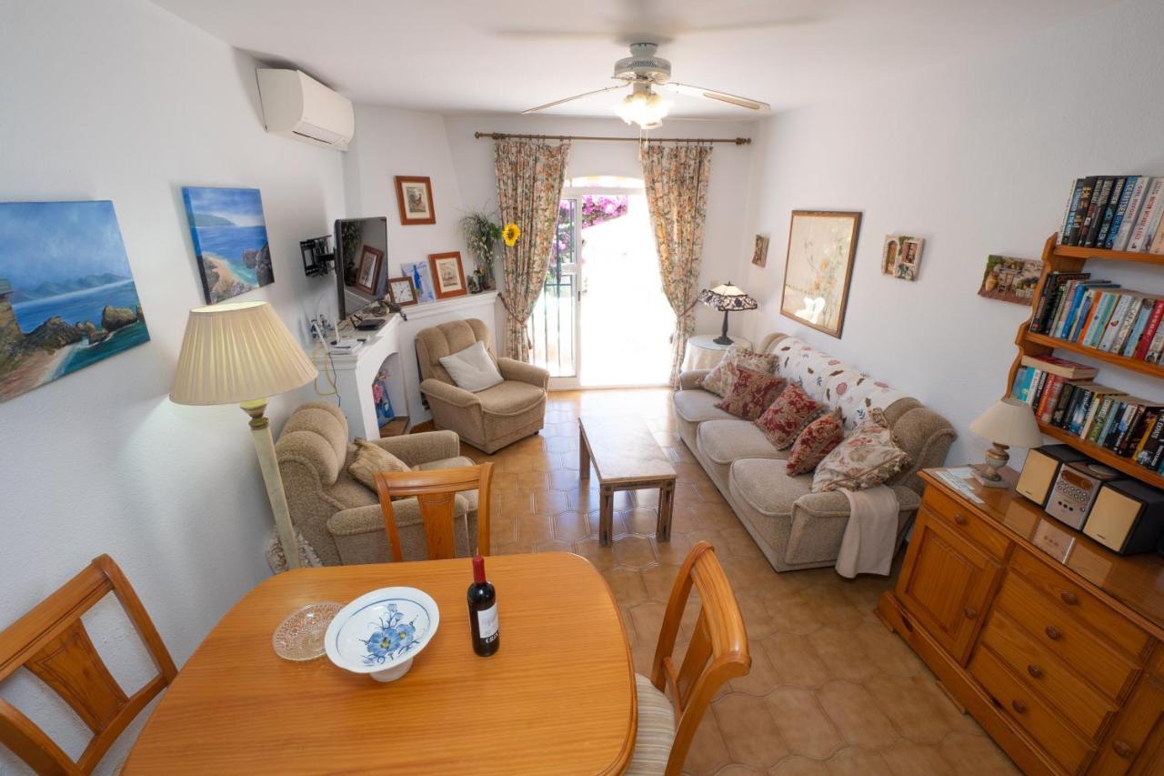 Apartamento Pinos 2 Nerja Exterior foto