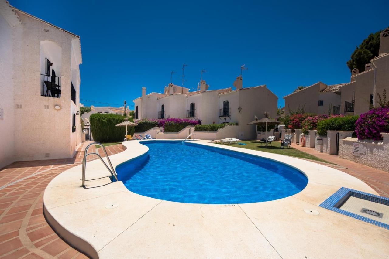 Apartamento Pinos 2 Nerja Exterior foto